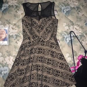 Black & Cream short dress.